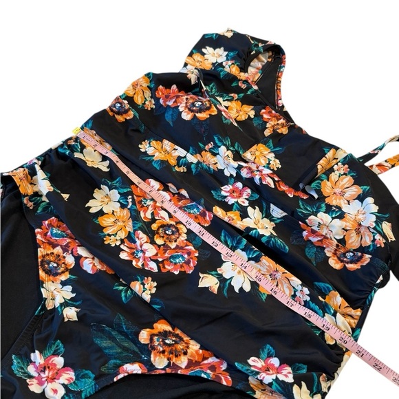 Boutique Black Floral Top One Shoulder Ruffle One Piece Swimsuit Plus 3X NWOT - Picture 4 of 16